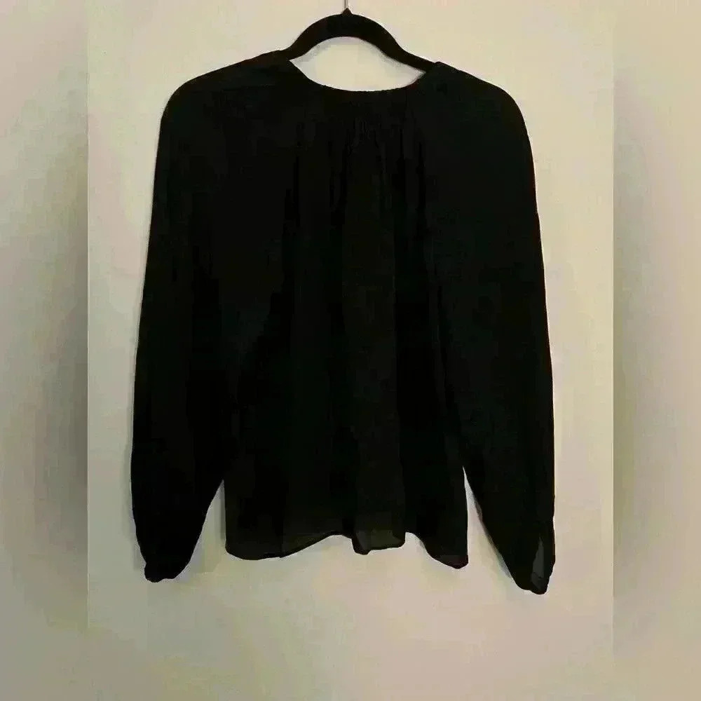 Zara Limited Addition Black Flowy Blouse - Picture 2 of 4